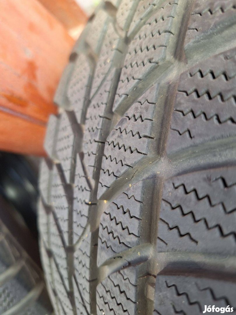 Hankook 16-os téli gumi