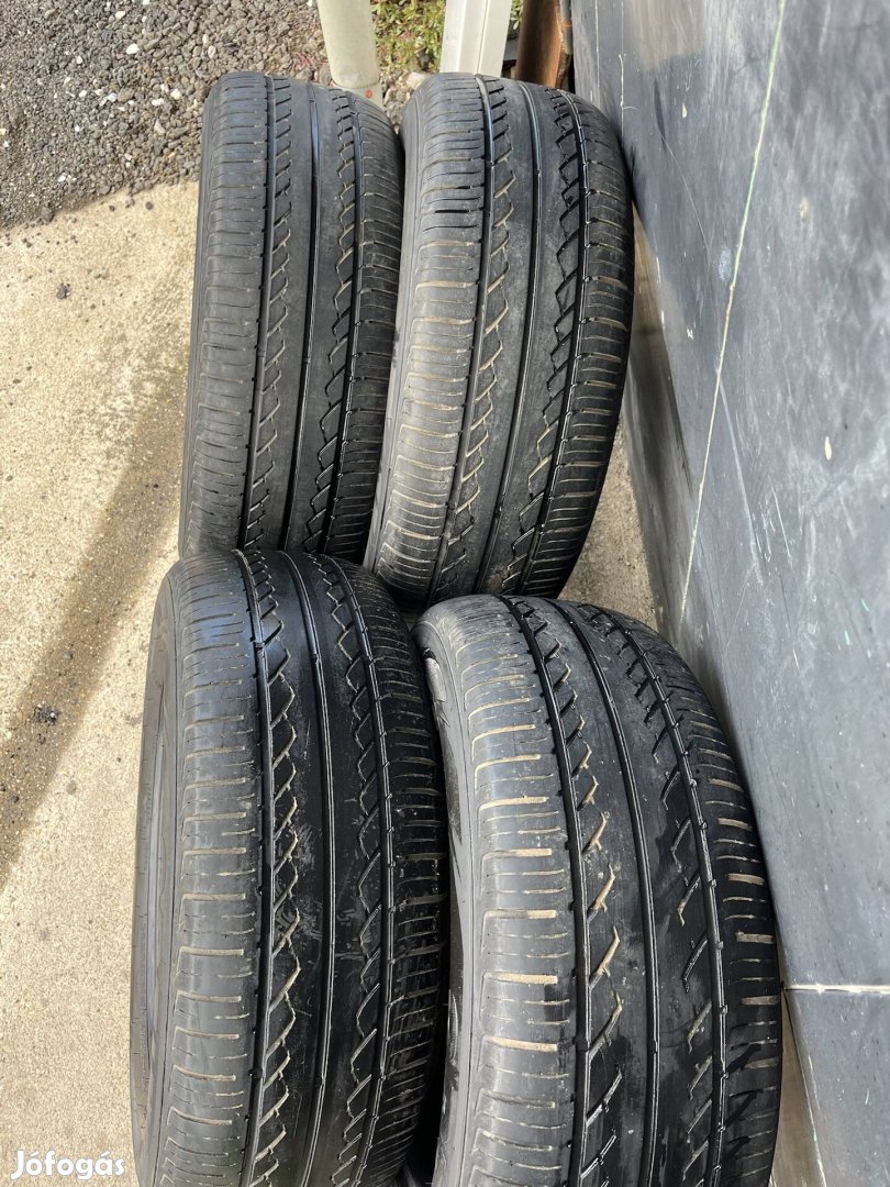 Hankook 18' nyári gumi 4db 255/60r18