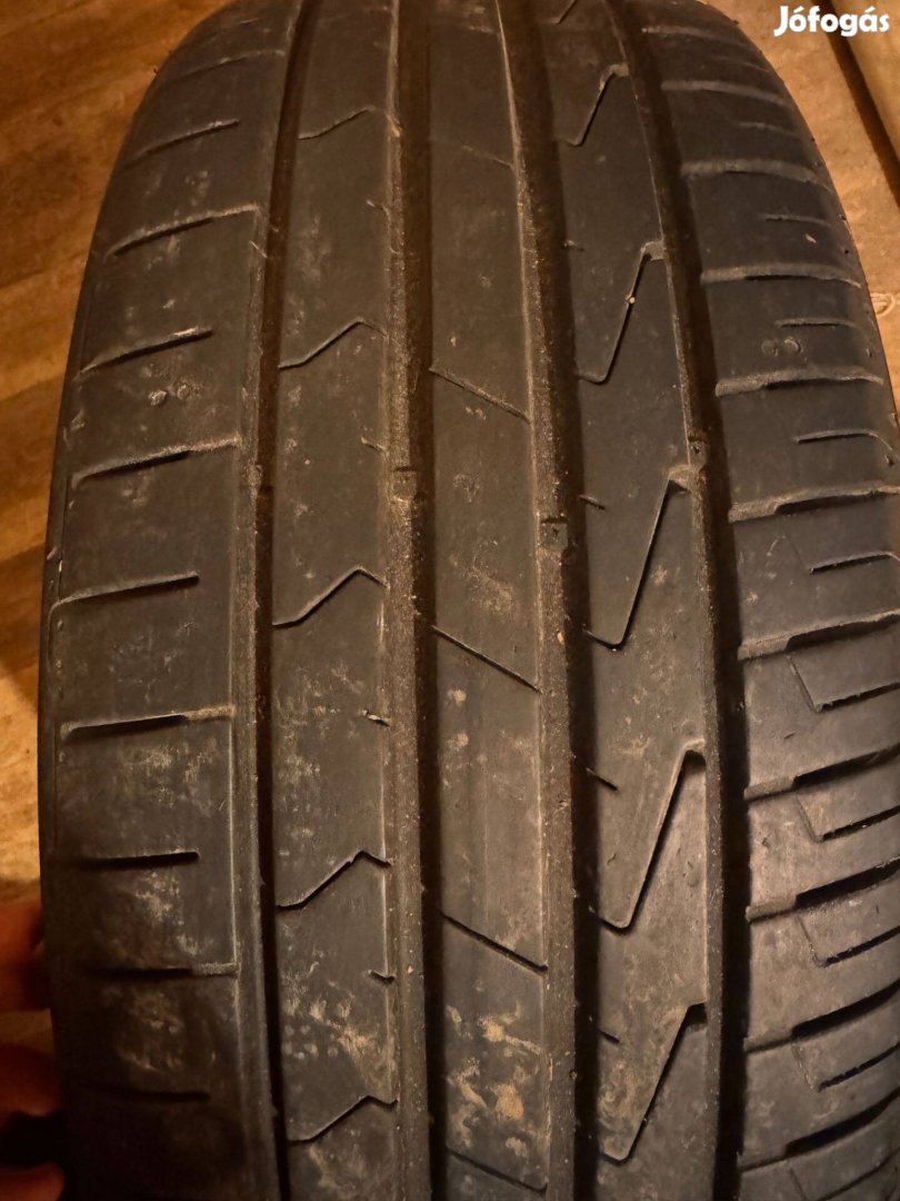 Hankook 205/50 R17 Nyári Gumi Szett Eladó