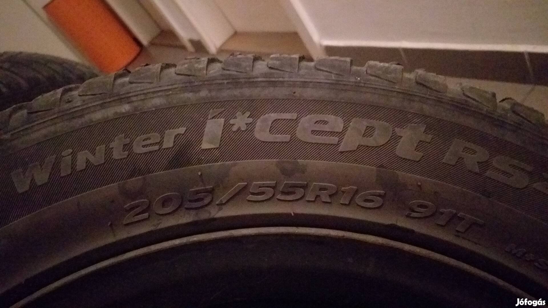 Hankook 205/55 R16 téli autógumi szett acélfelnin(renault megane)