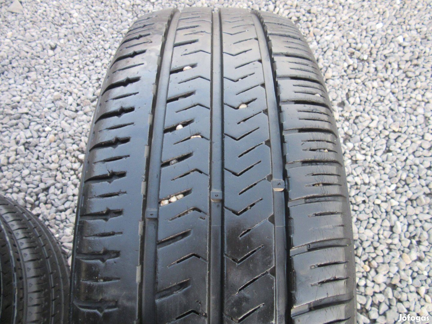 Hankook 205/65 R16 C nyári gumi eladó