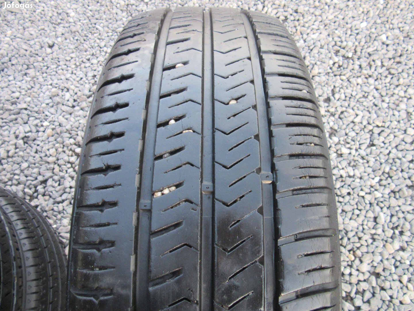 Hankook 205/65 R16 C nyári gumi eladó