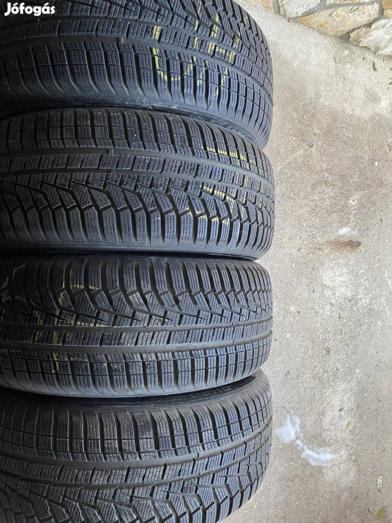 Hankook 225/50/r18 téligumi szett