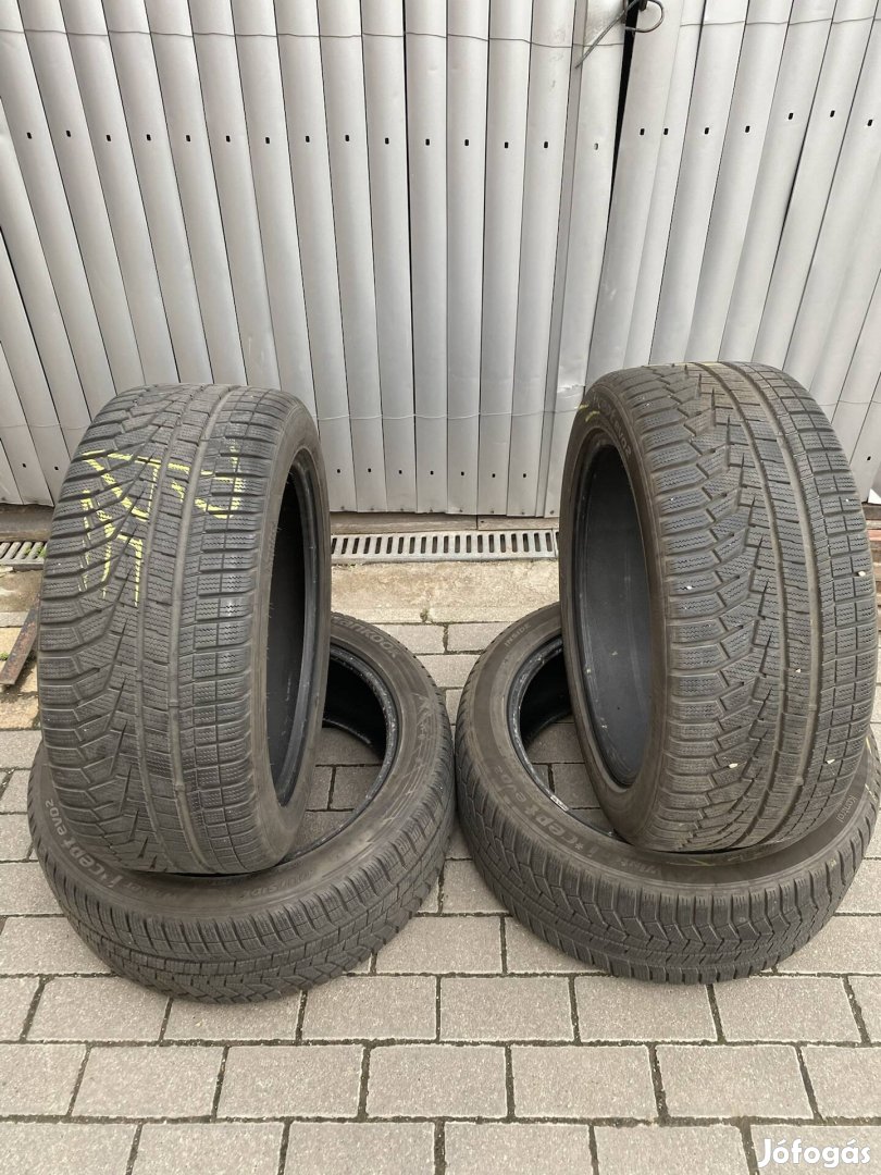 Hankook 245/45/18R icept evo 2 téli gumi 7mm-es