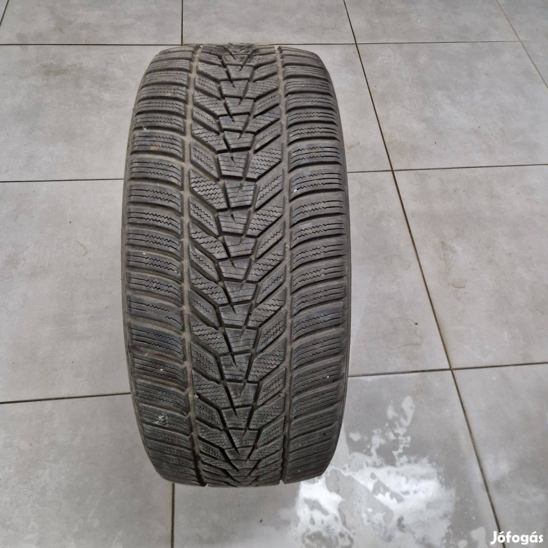 Hankook 245/45/18 téli gumi