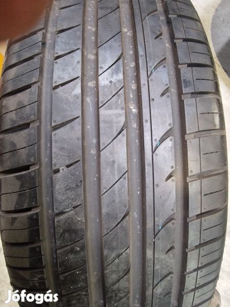 Hankook 245/55R17 K115 8mm DOT14 használt gumi HG12575 nyári