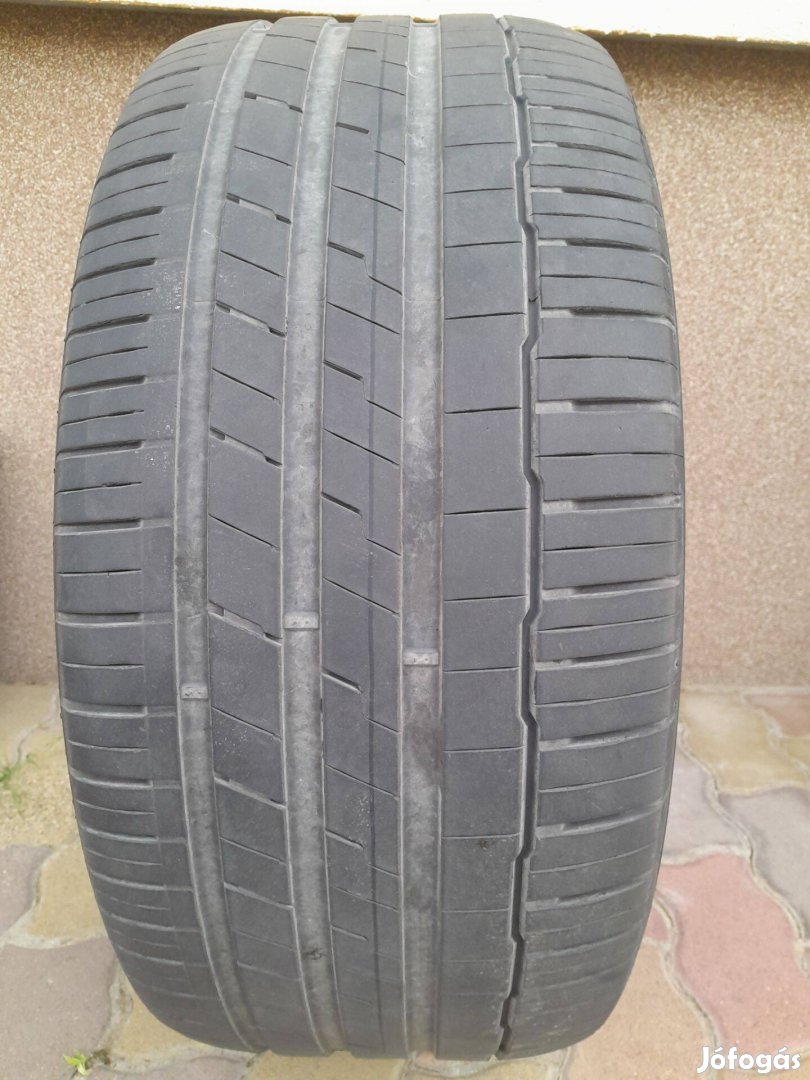 Hankook 285/45 R20
