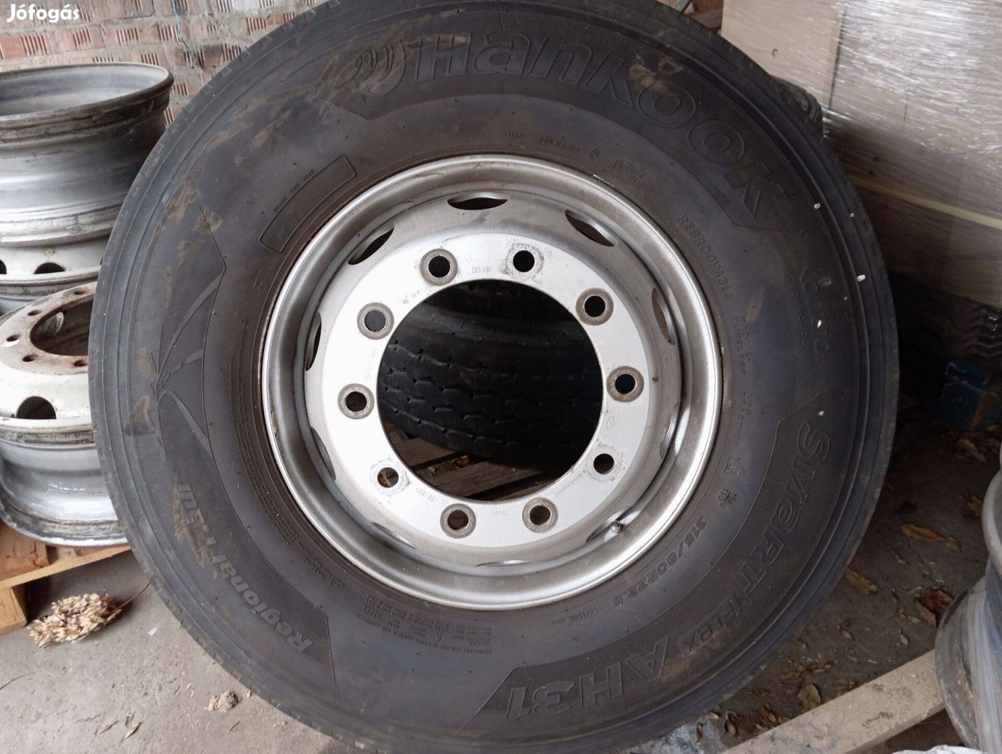 Hankook AH 31 315/80 R22.5 Teherautó Kamion Gumi felnivel