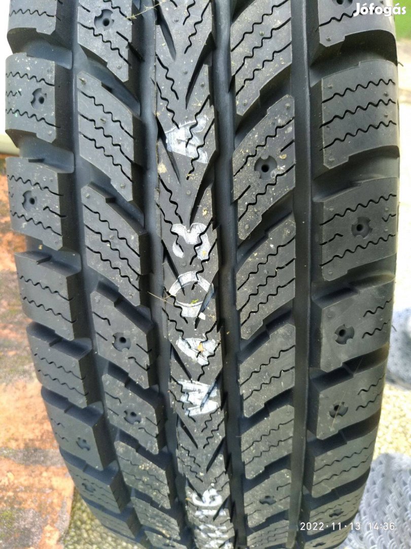 Hankook Aurora W403 195/75R16 C kisteher téli gumi 107/105 P, új, 8 db