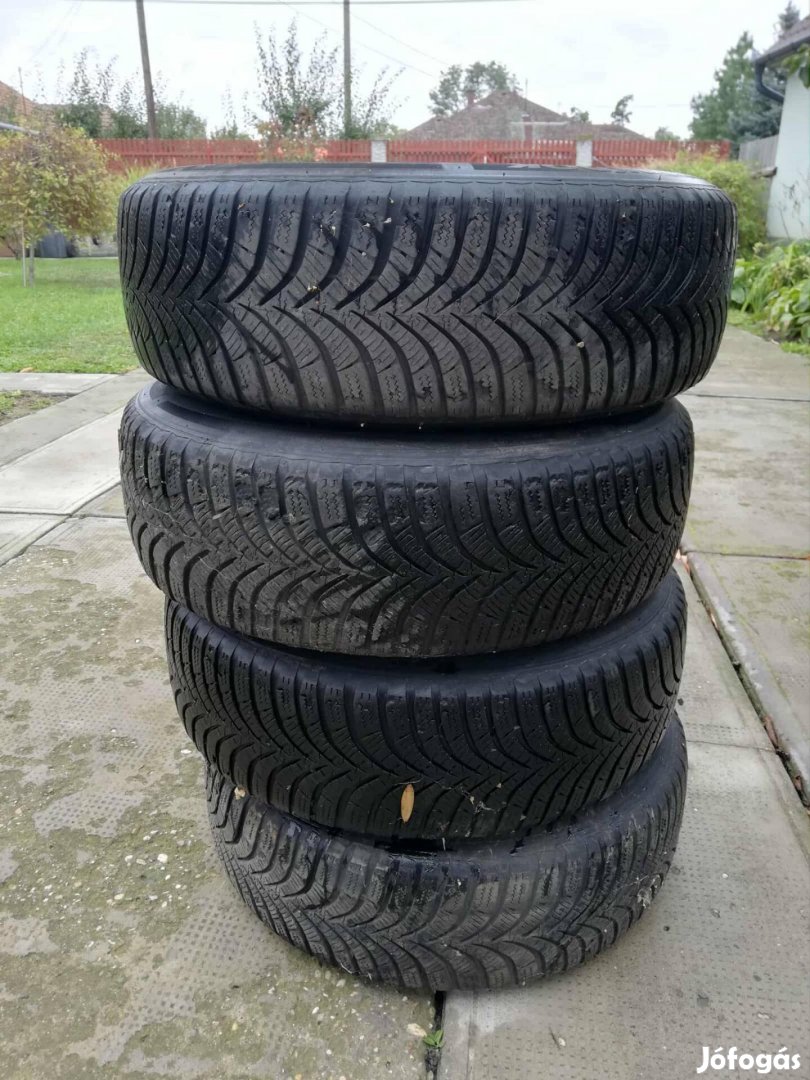 Hankook Icept RS2 abronccsal szerelt téli kerék 4db