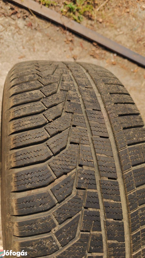 Hankook Icept téligum 225/ 50 R 17