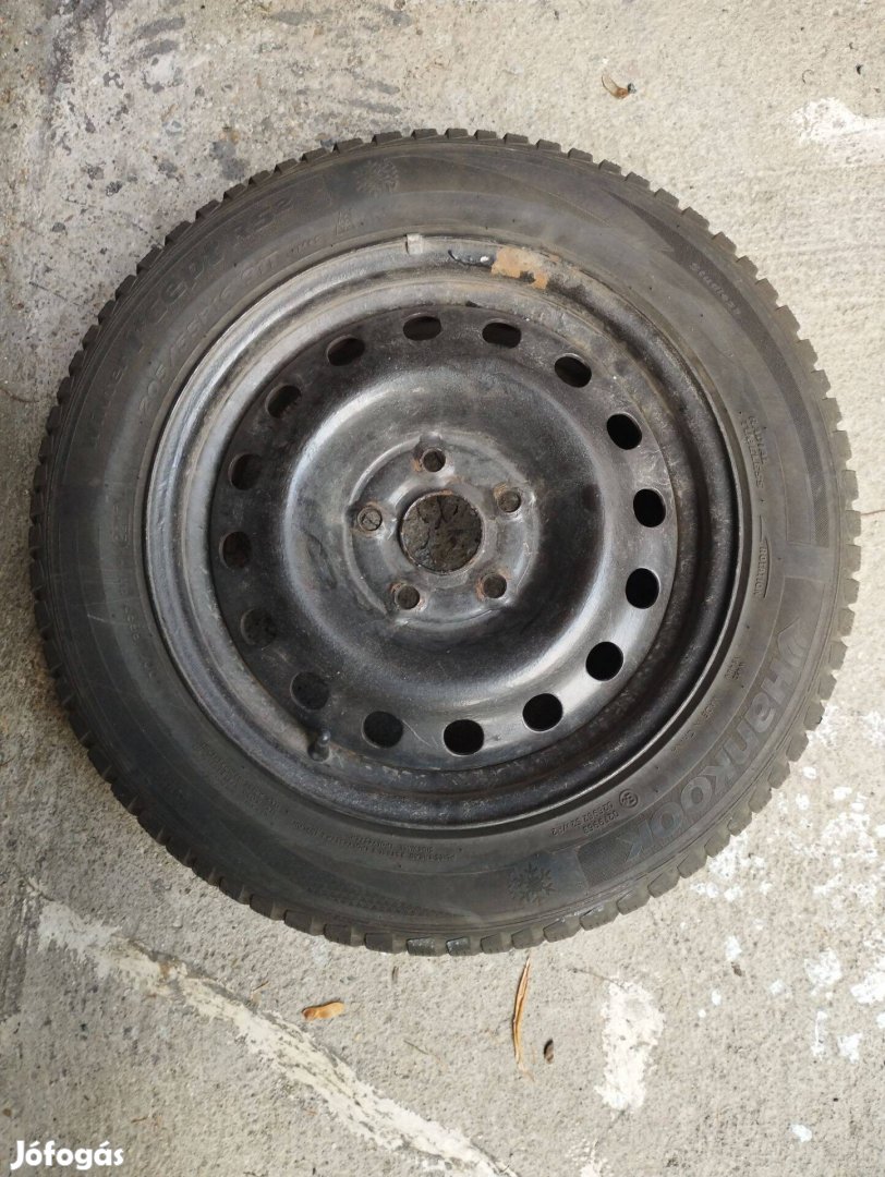 Hankook Téli gumi felnivel 205/55 R16 használt