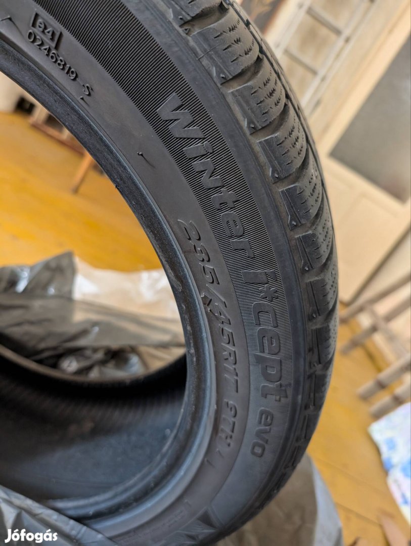 Hankook Téligumi 
