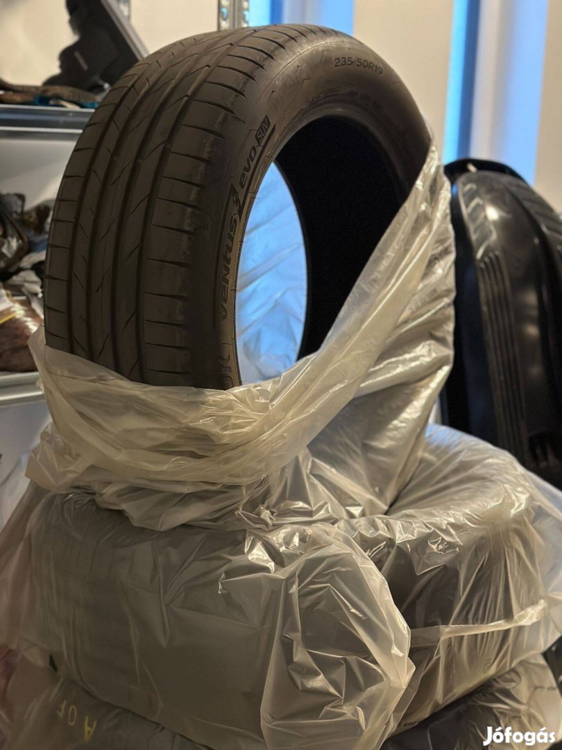 Hankook Ventus Evo SUV 23550R19 99V 2025