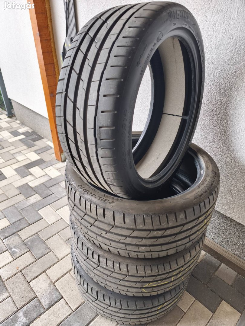 Hankook Ventus S1 Evo 3 235/40 R19 nyár gumi jó állapotban 