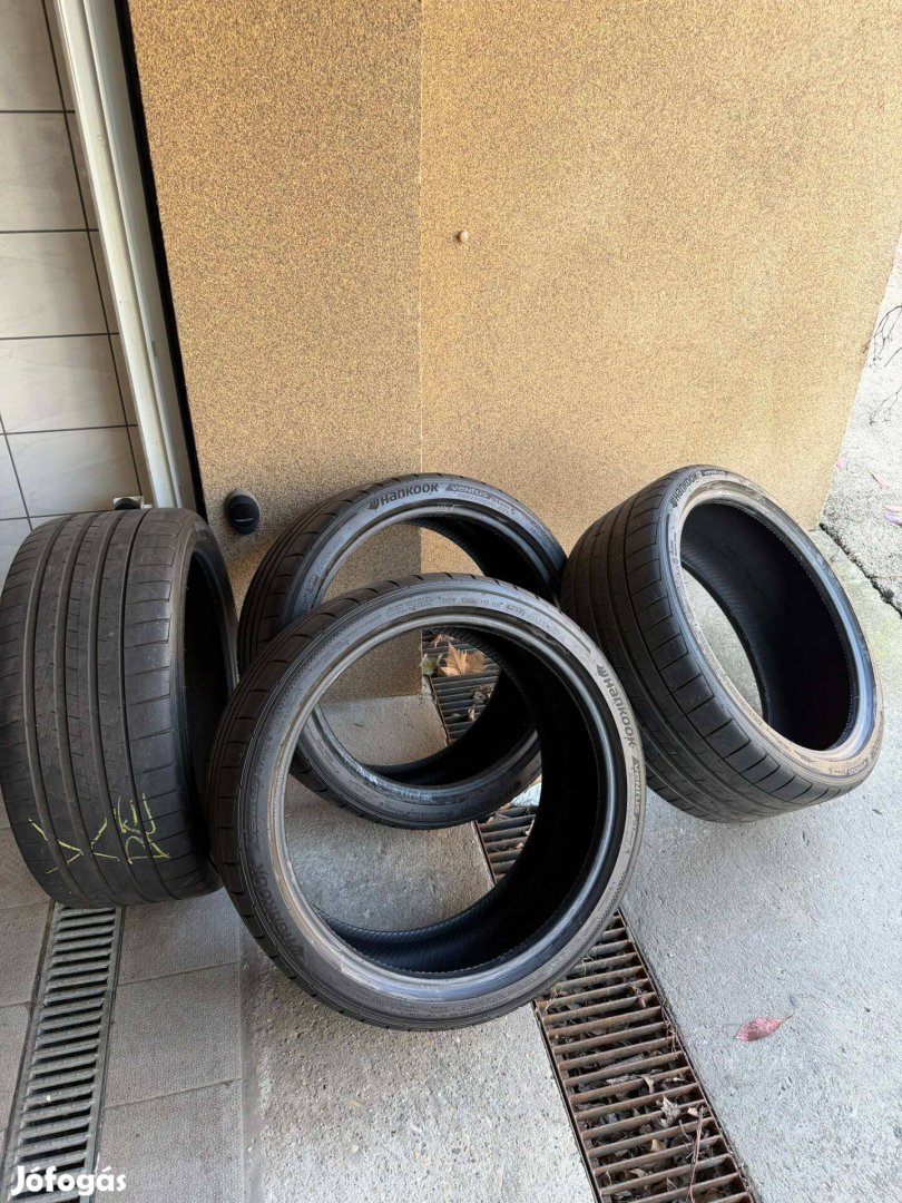 Hankook Ventus S1 Evo Z 25535 R20 Nyári gumi