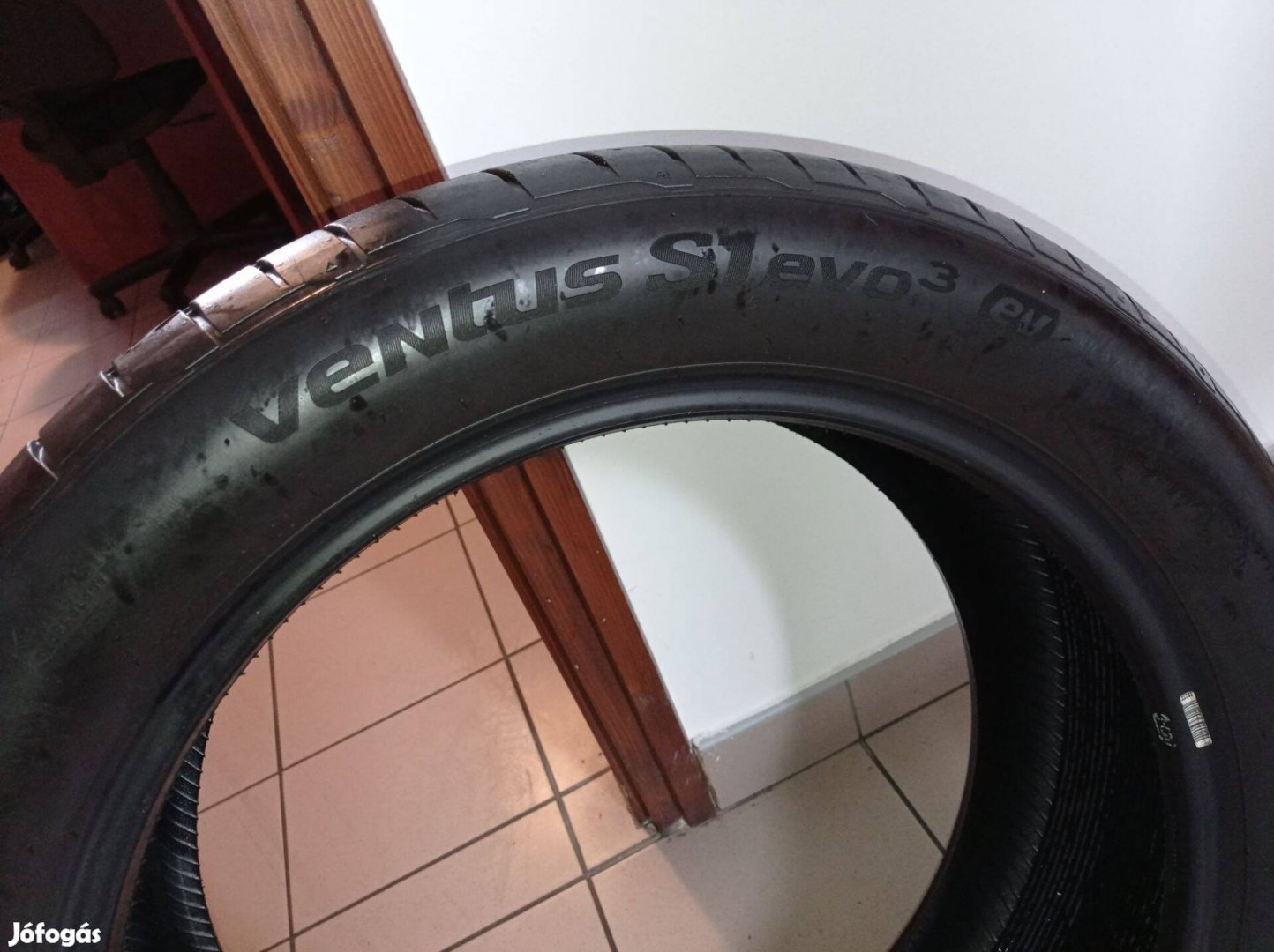 Hankook Ventus S1 evo3 235/50 R20 4 db nyári gumi