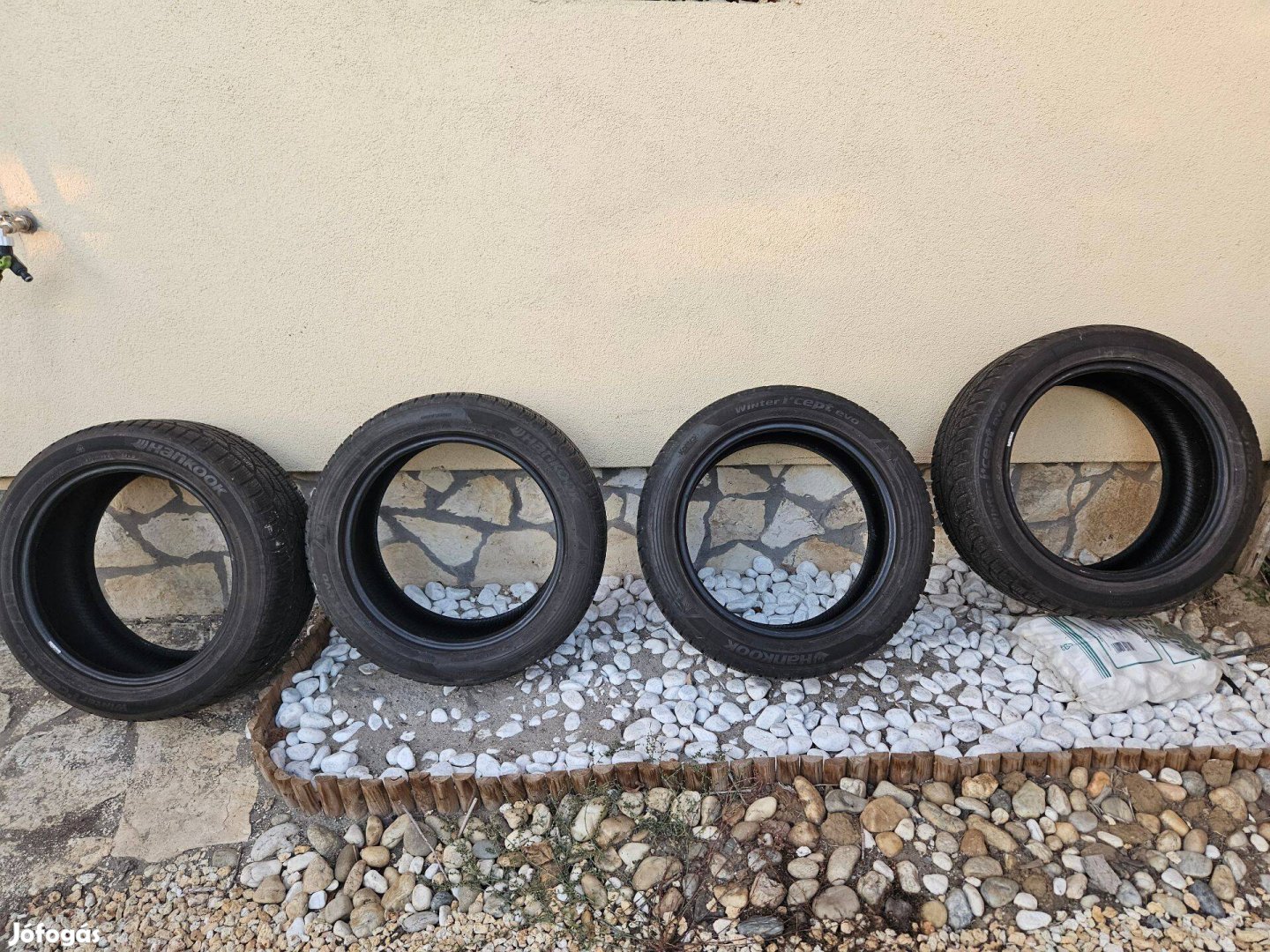 Hankook Winter I*cept téli gumik 225/50 R17