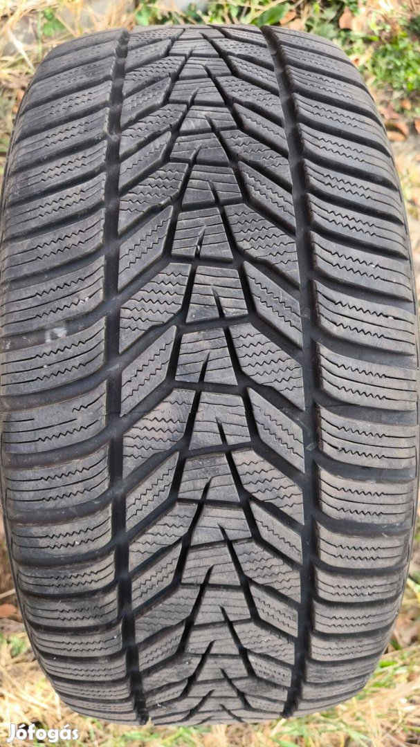 Hankook Winter Icept Evo3 245/40R18 97V M+S