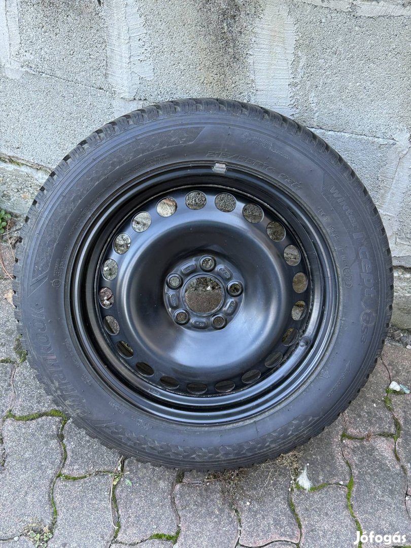 Hankook Winter Icept lemezfelnin eladó Ford és Volvo-ra.