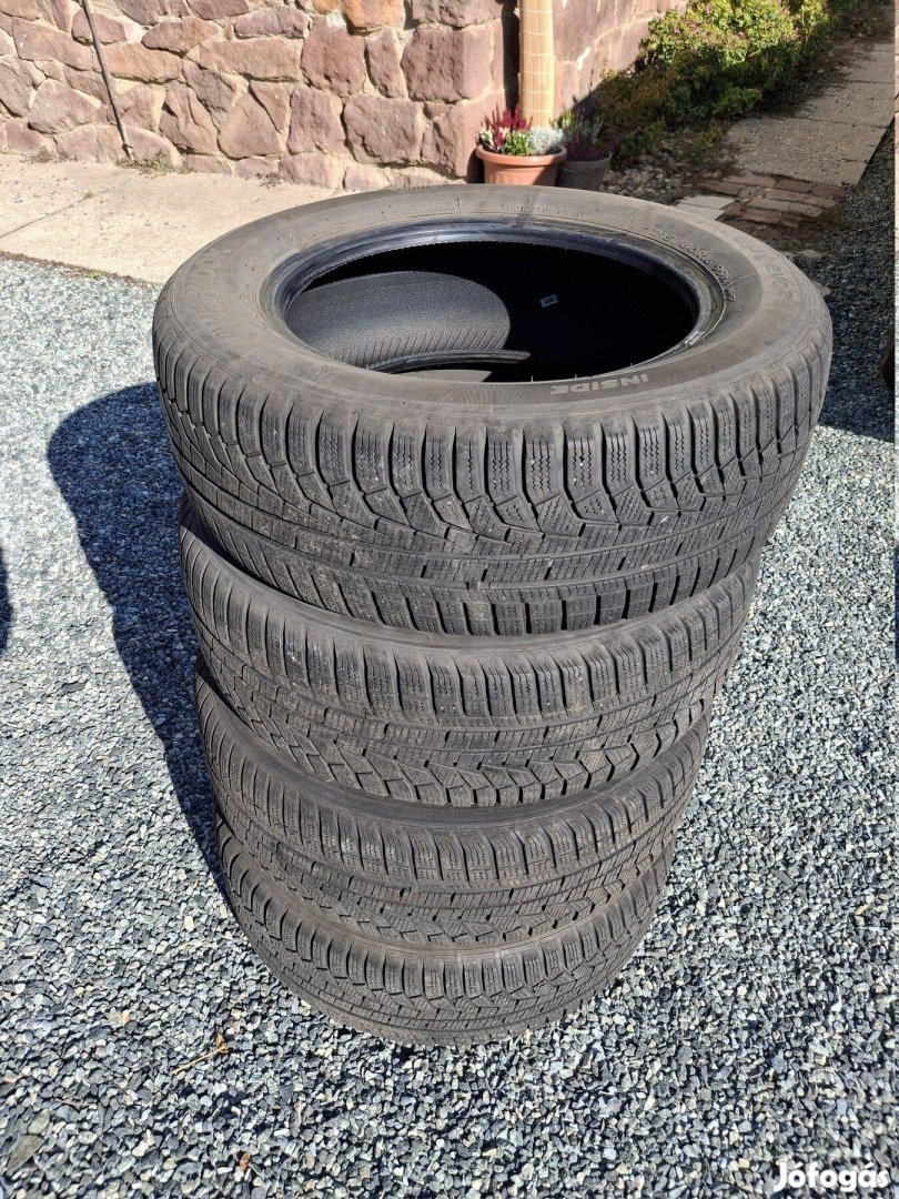 Hankook Winter i*cept evo2 215/60 R16