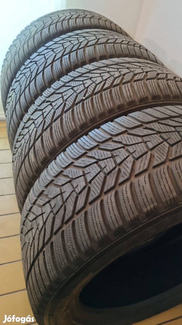 Hankook Winter i*cept evo3 W330 XL 245/45 R18 100V