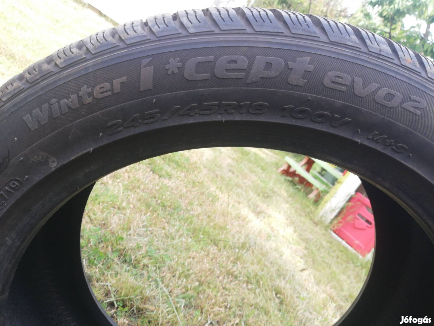 Hankook Winter icept evo2 245/45r18 1 darab