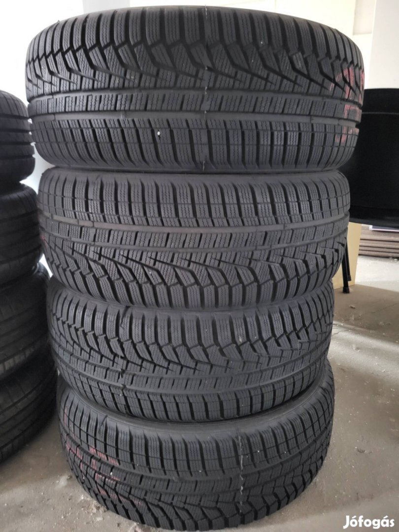 Hankook i*Cept Evo2 225/55 R17 téli 