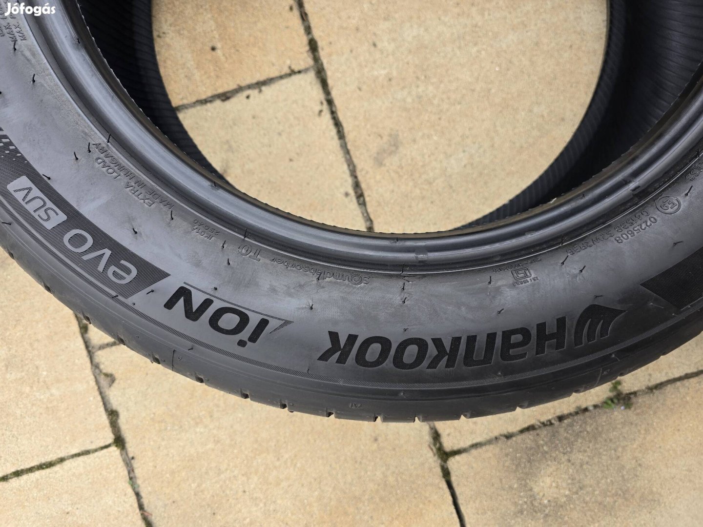 Hankook ion evo 235x55xR18 104W nyárigumi