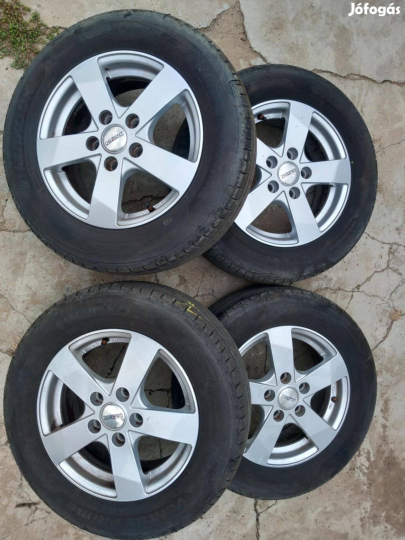Hankook nyári gumi szett 196 65 R15