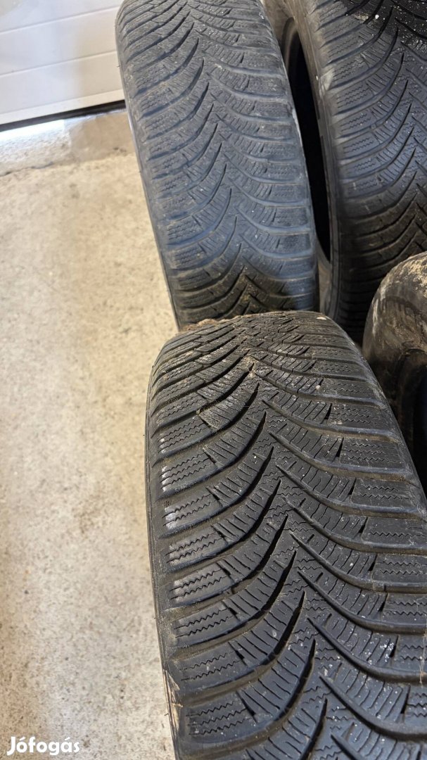 Hankook téli gumi 195/65/15
