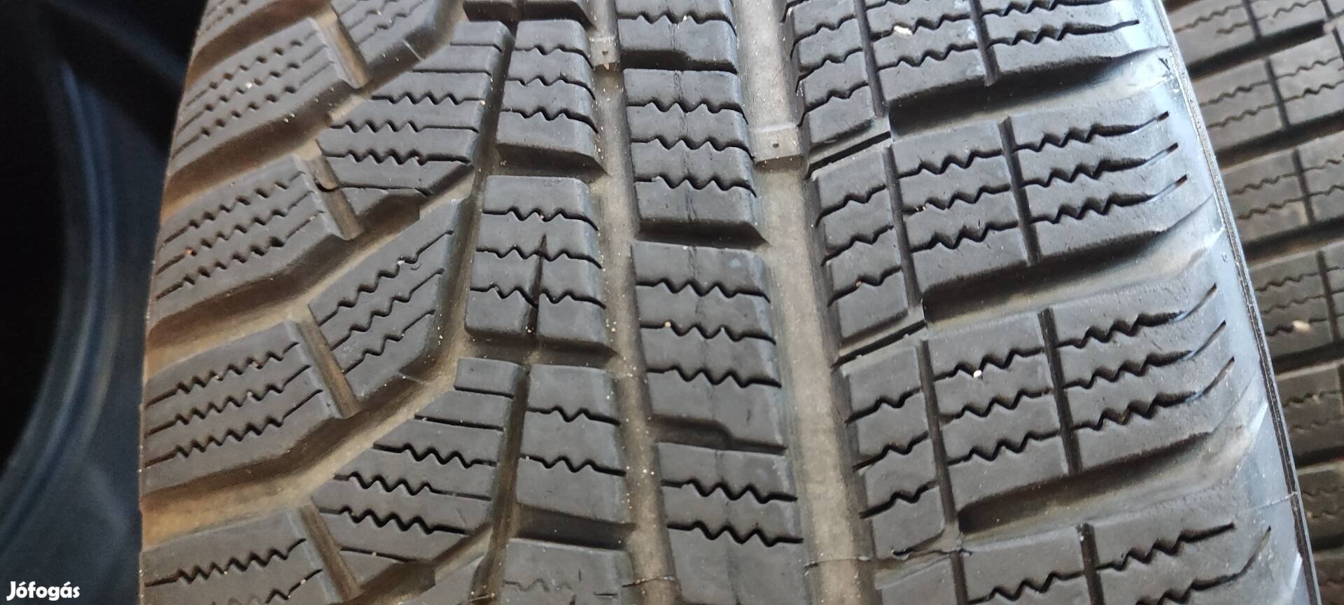 Hankook téli gumi 205/60 r16