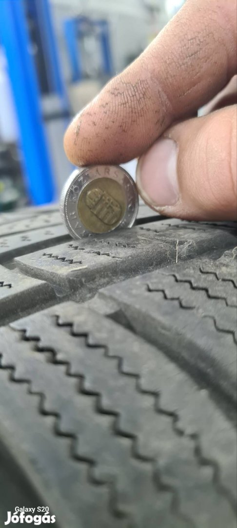 Hankook téli gumi 235/70 R16