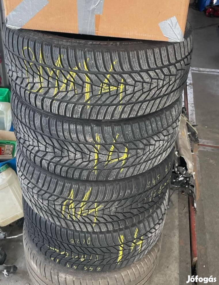 Hankook téli gumi 245/45 r18