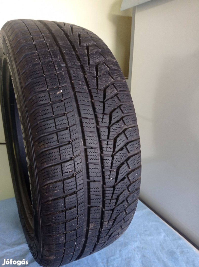 Hankook téli gumi 2 db 215/55/R17