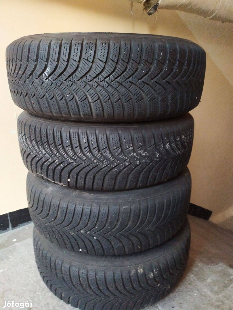 Hankook téli gumi szett 5x100 lemezfelnin eladó