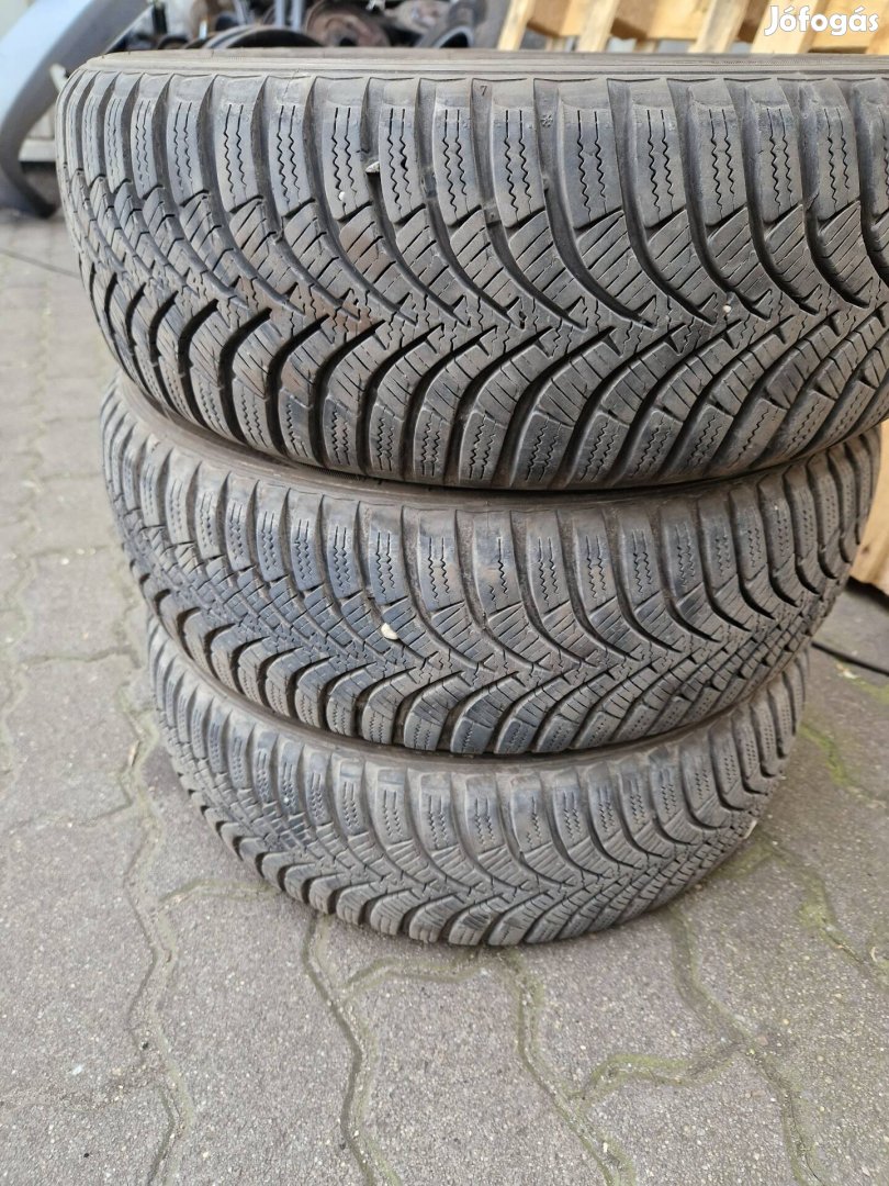 Hankook téli gumik 165/60 R14