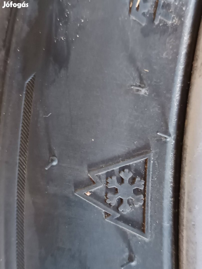 Hankook téligumi 205/45 R17