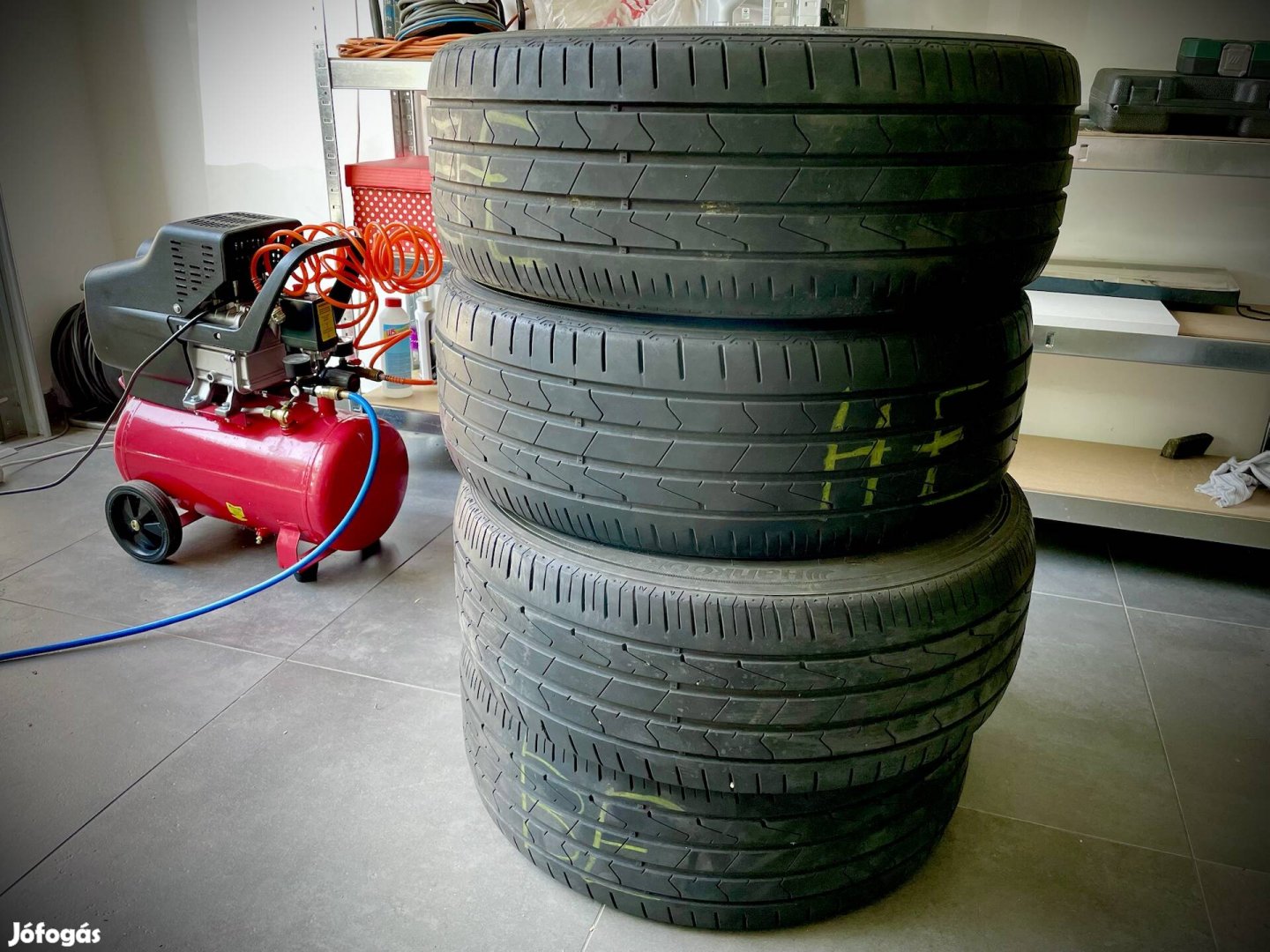 Hankook ventus prime3  215/45r17