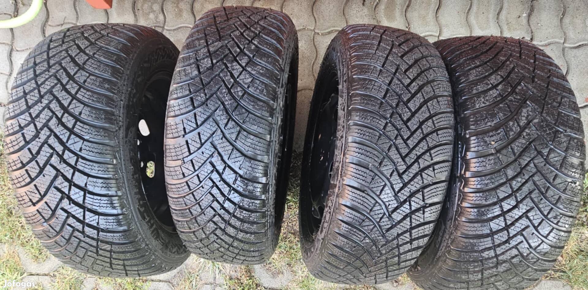 Hankoook 185/60 R14 82T téli gumi