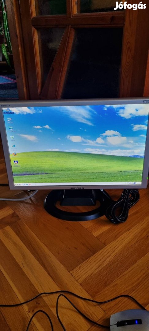 Hanns-G 19" 16-9-es monitor beépített hangszóróval 