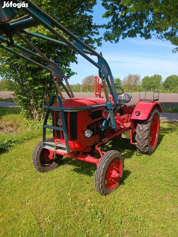 Hanomag Perfect 300 traktor 