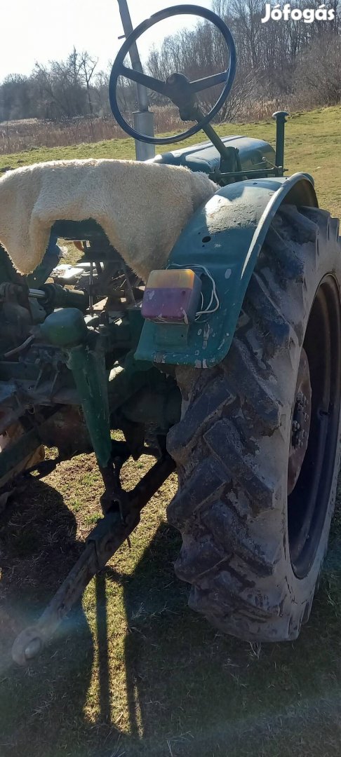 Hanomag traktor eladó