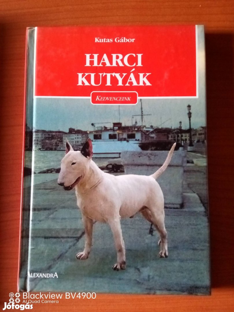 Harci kutyák könyv