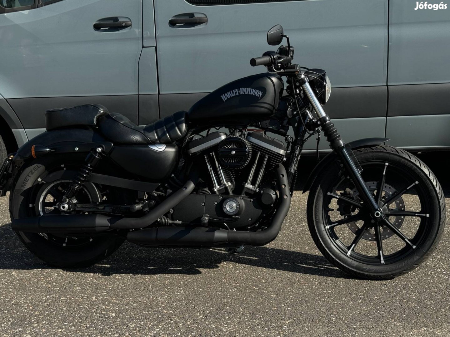 Harley-Davidson Sportster 883