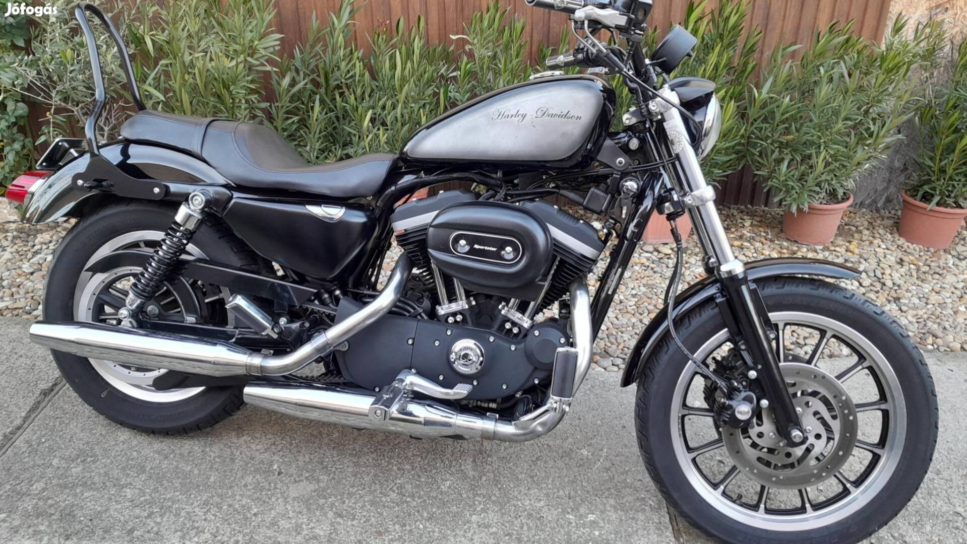 Harley-Davidson Sportster 883 R megkímélt állap...