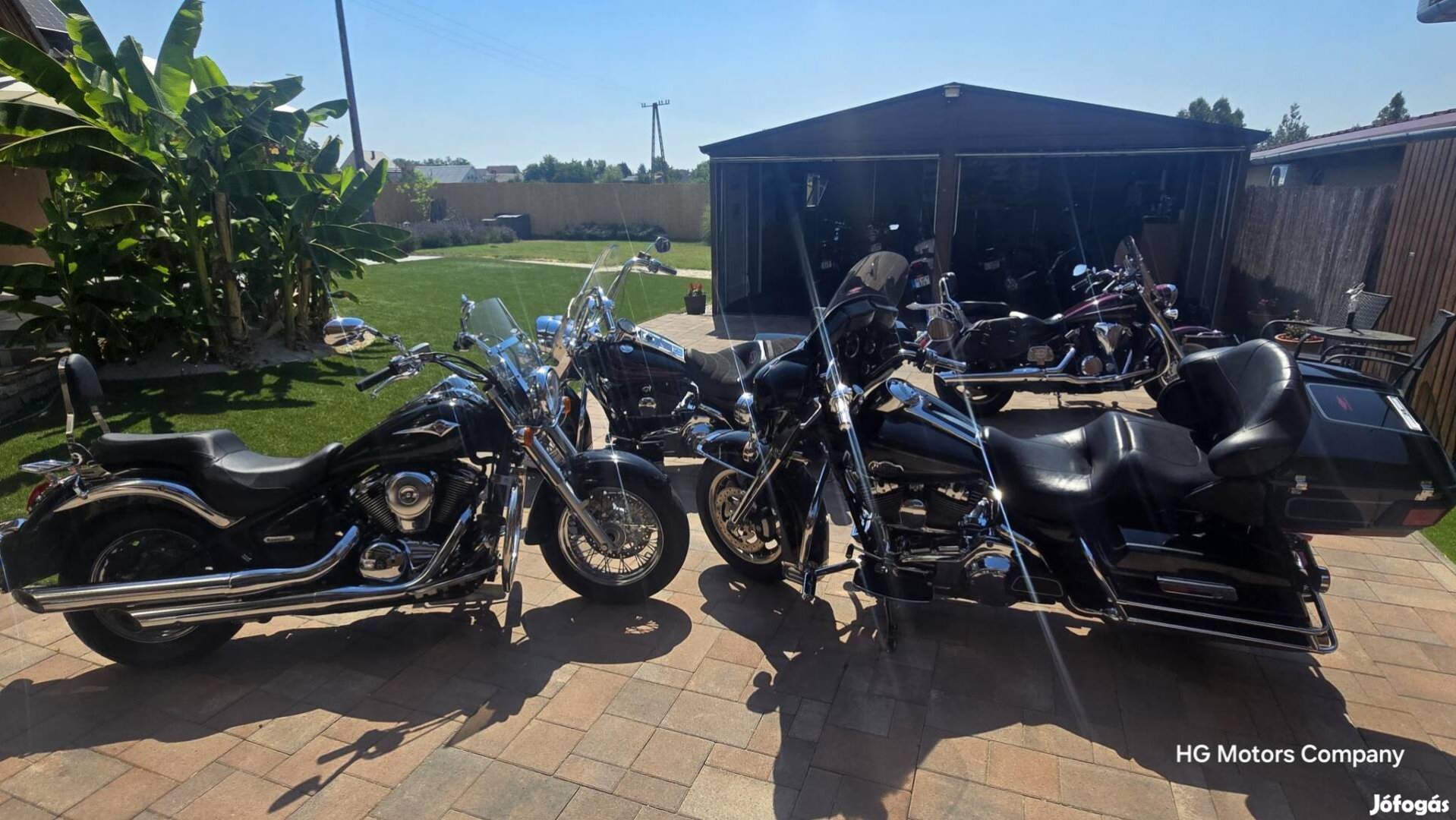 Harley-Davidson Ultra Classic Electra Glide Gar...