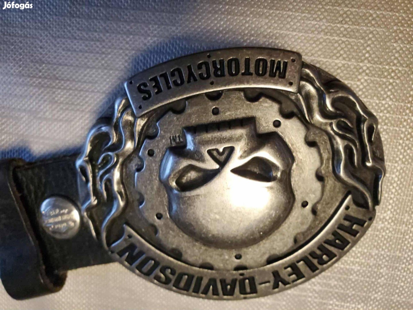 Harley-Davidson eredeti bőr öv koponyás fém csattal