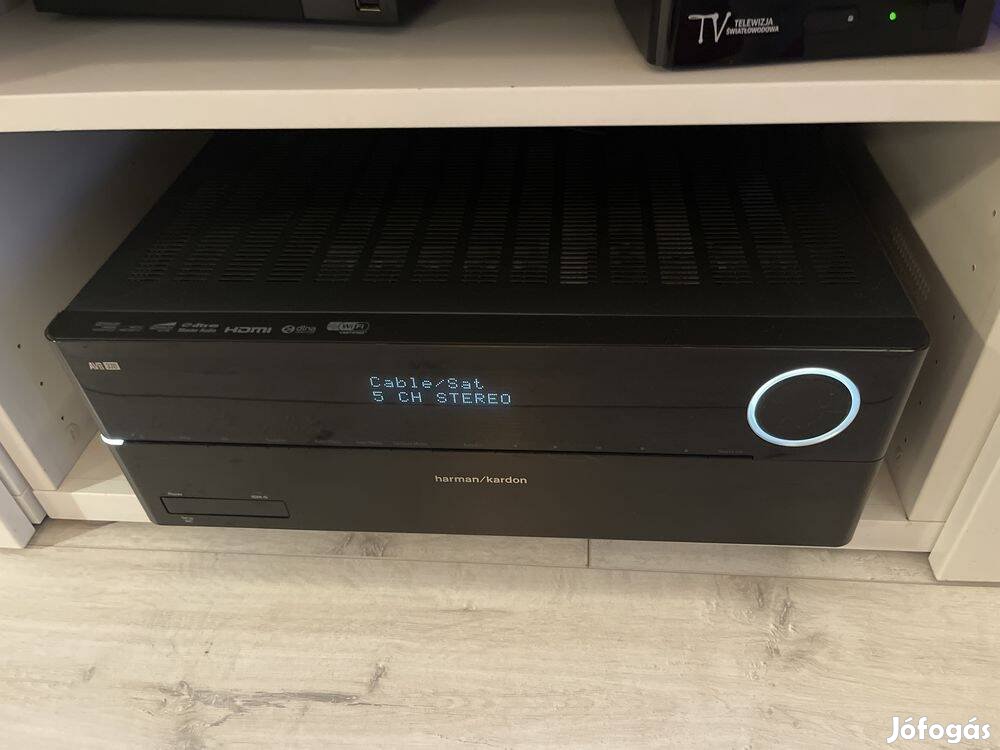 Harman kardon nagy erősítő 6x150    Watt 