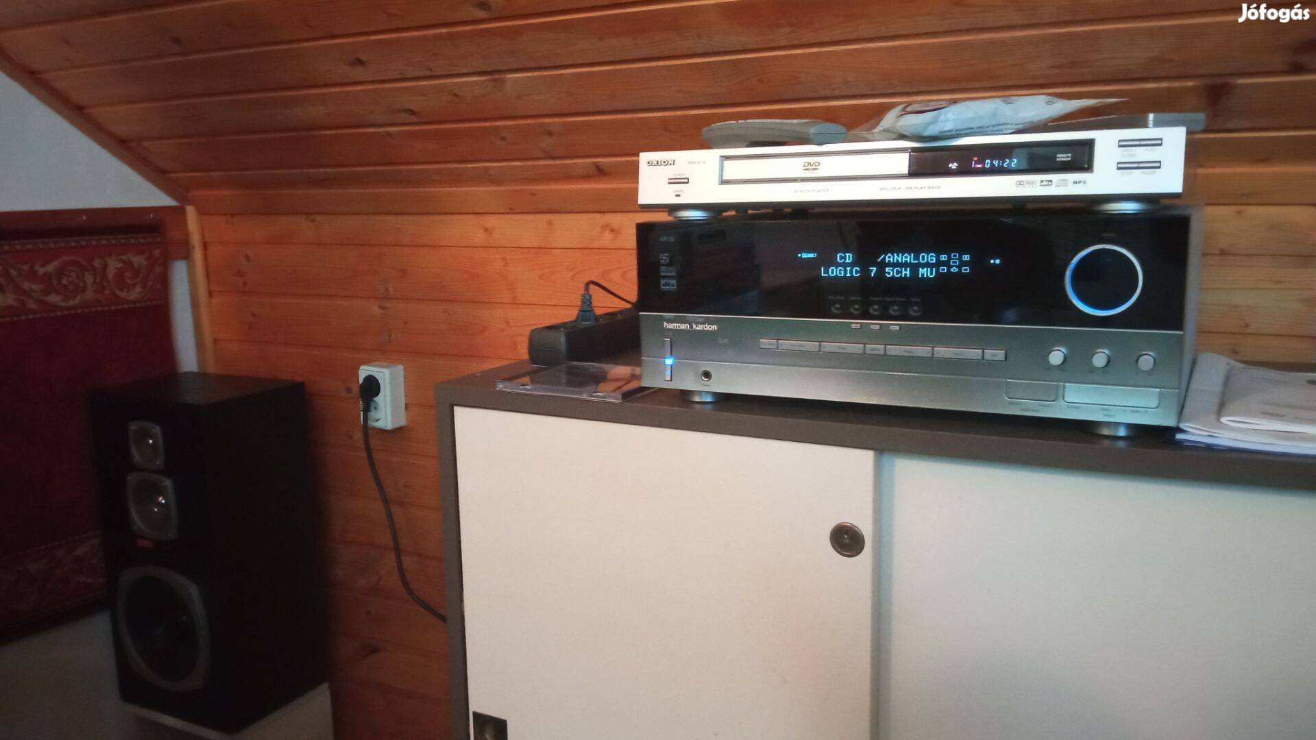 Harman/kardon rádióserősítő, 2 db Videoton hangfallal